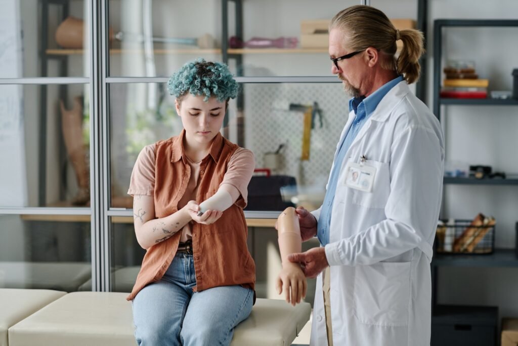 How Proper Prosthetic Fitting Affects Recovery After Limb Loss